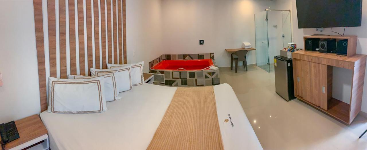 Infinity Hotel Меделин Екстериор снимка