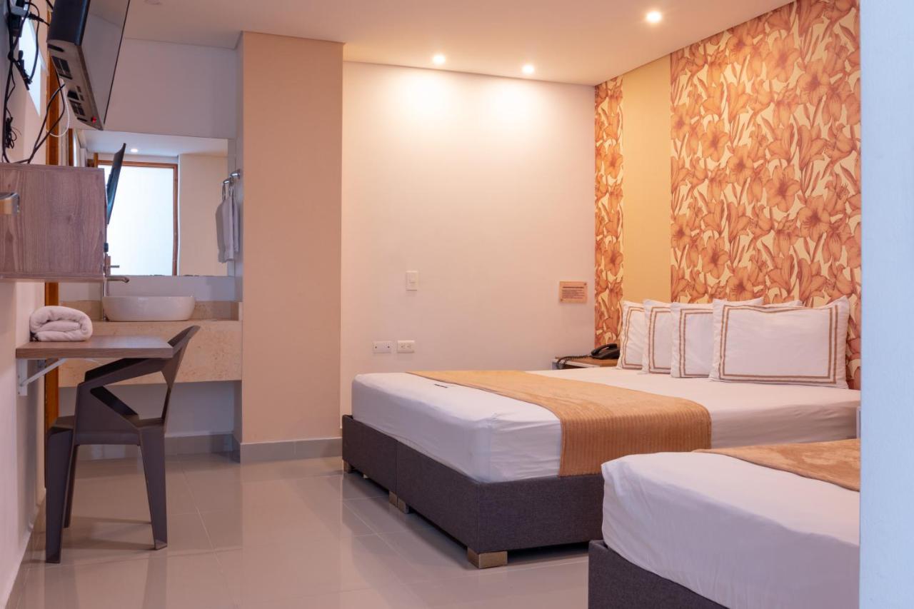 Infinity Hotel Меделин Екстериор снимка