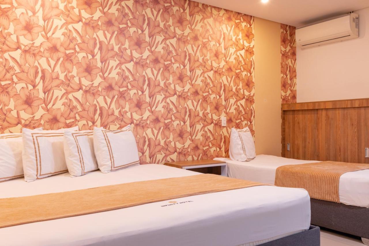 Infinity Hotel Меделин Екстериор снимка