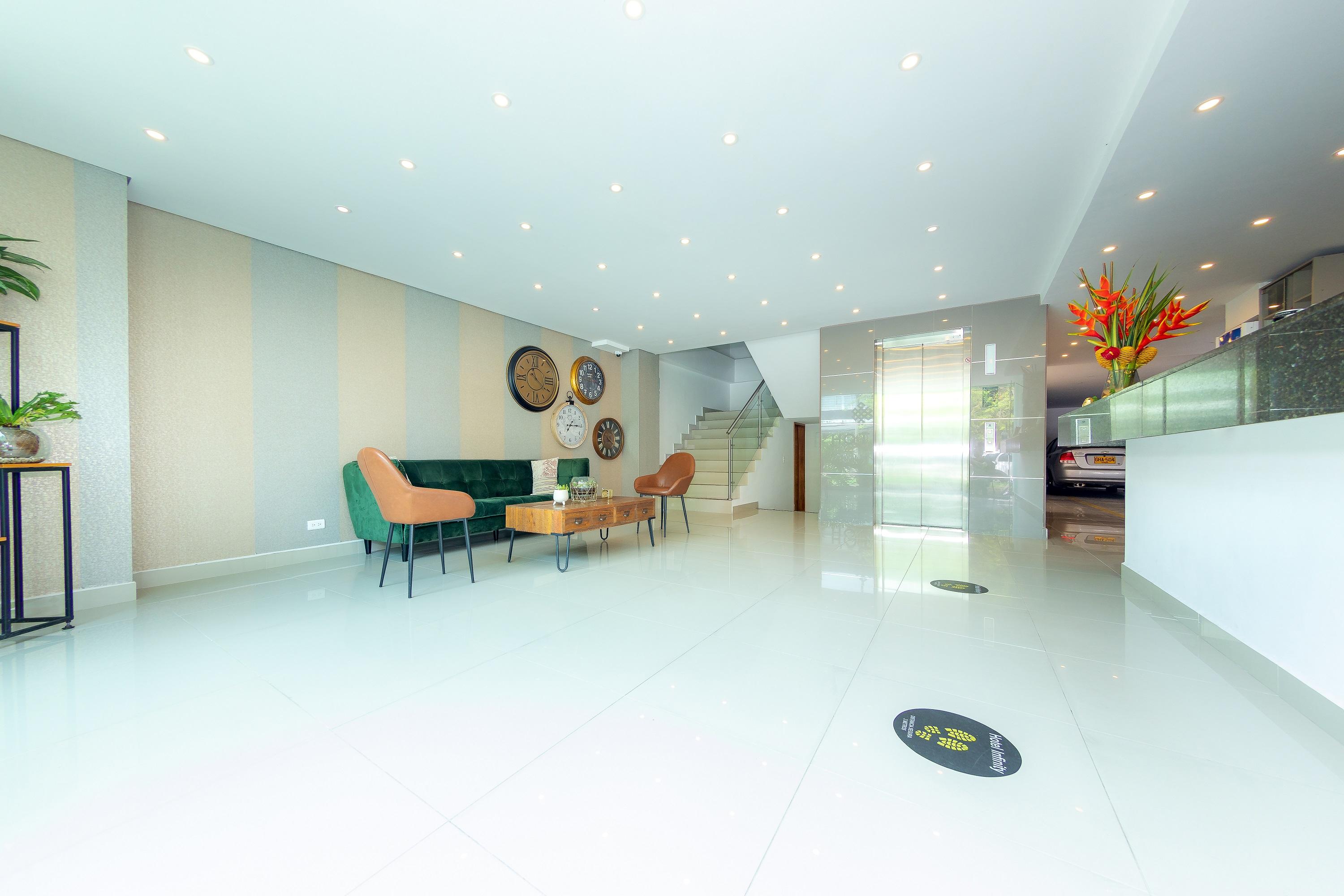 Infinity Hotel Меделин Екстериор снимка