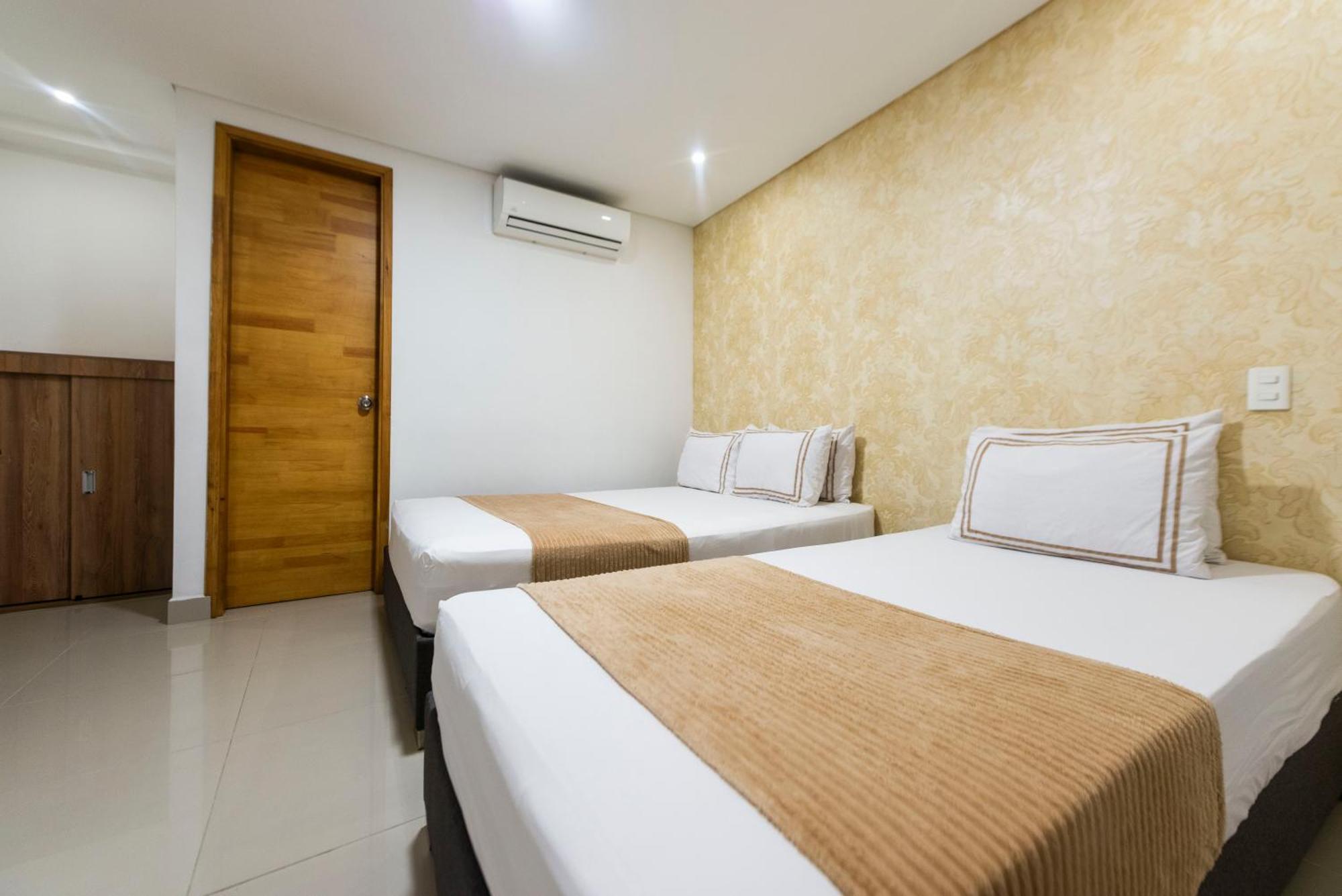 Infinity Hotel Меделин Екстериор снимка