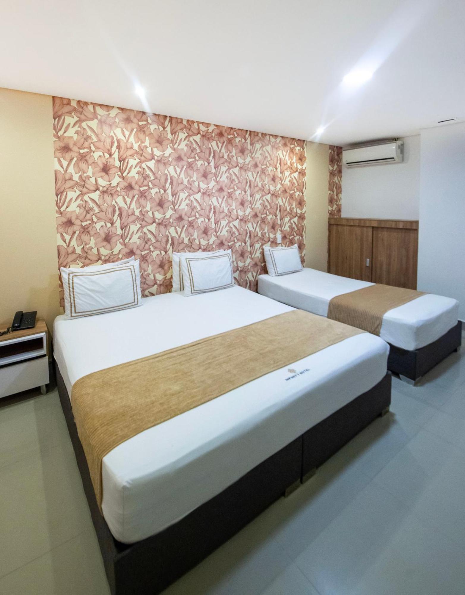 Infinity Hotel Меделин Екстериор снимка